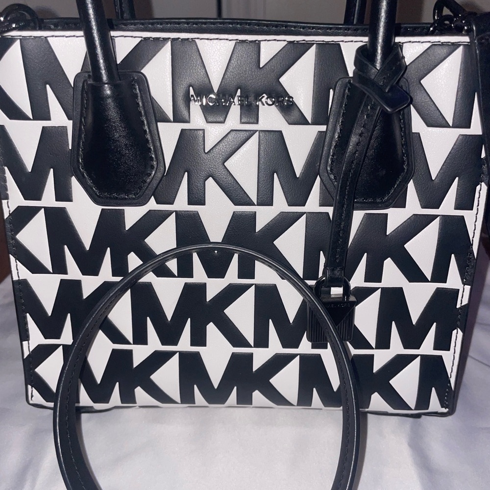 Michael Kors Monogram Black and White Satchel - Picture 3 of 11